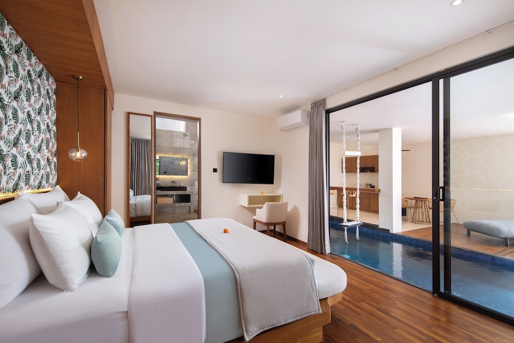 Grand One Bedroom Private Pool Villa - Photo 12