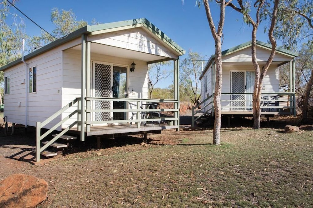 Standard Cabin photo 1