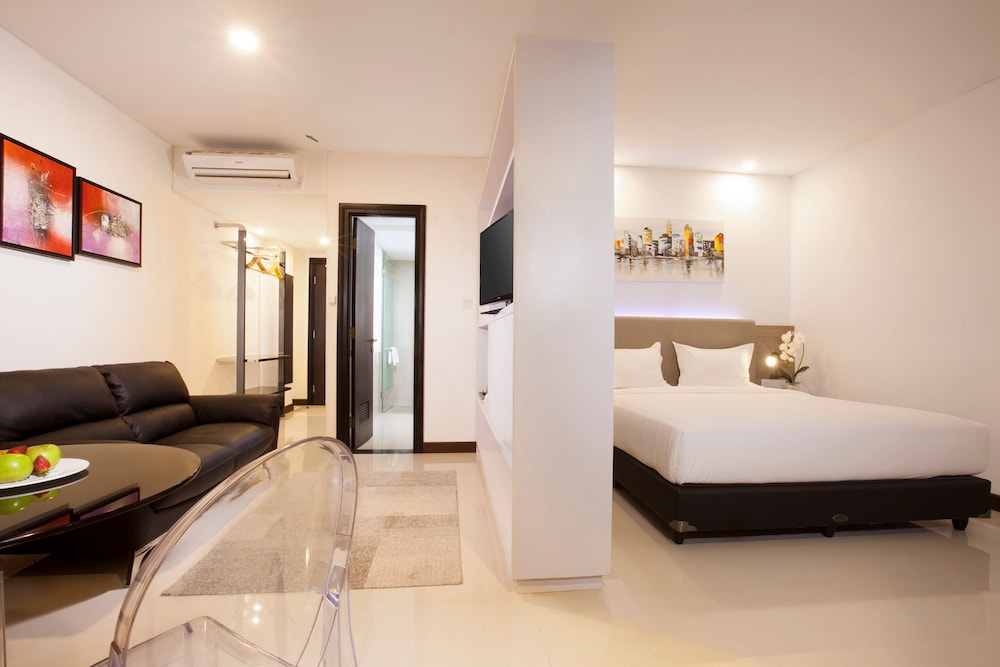 Jacuzzi & Sauna Family Suite Room photo 3