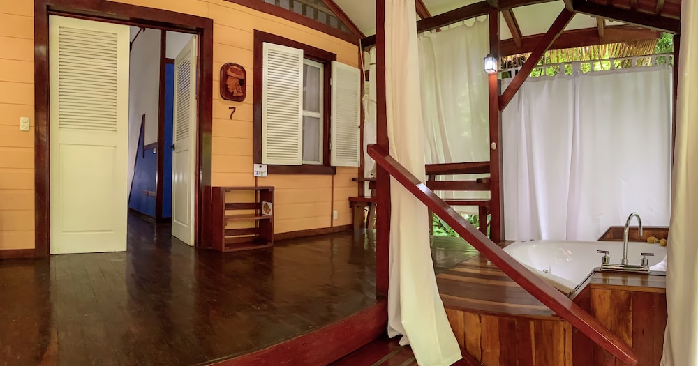 Junior Suite Deluxe with Hot Tub photo 3