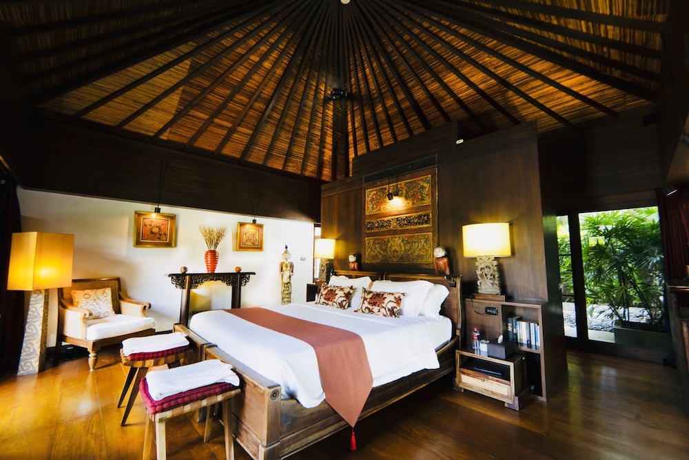 9-Bedroom Executive Pool Villa photo 2