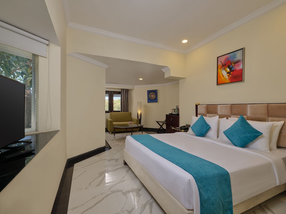 Classic Room with Sit-out
