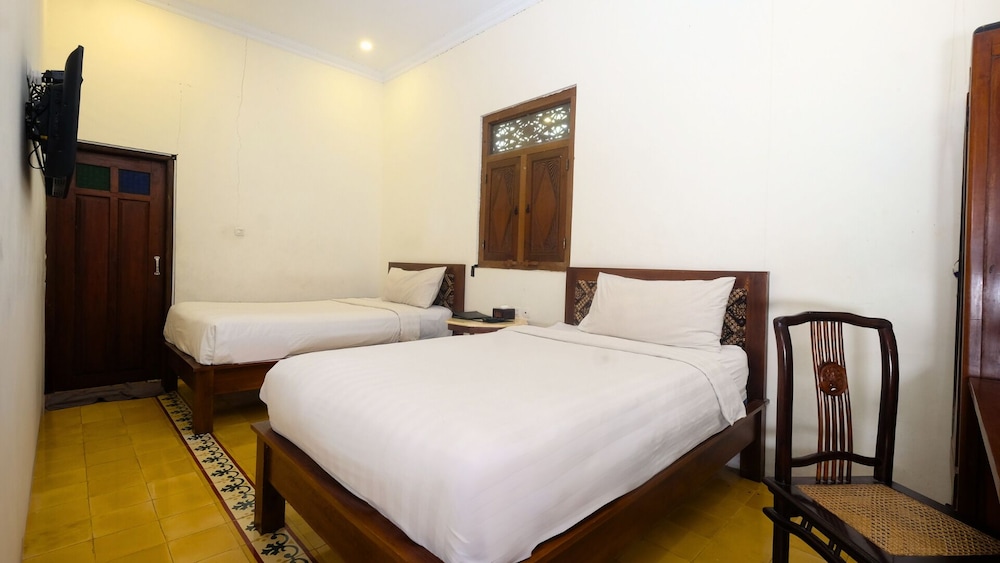 Superior Twin Room - Photo 1