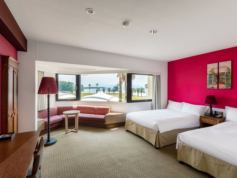 Superior Twin Room, Non Smoking - Photo 2