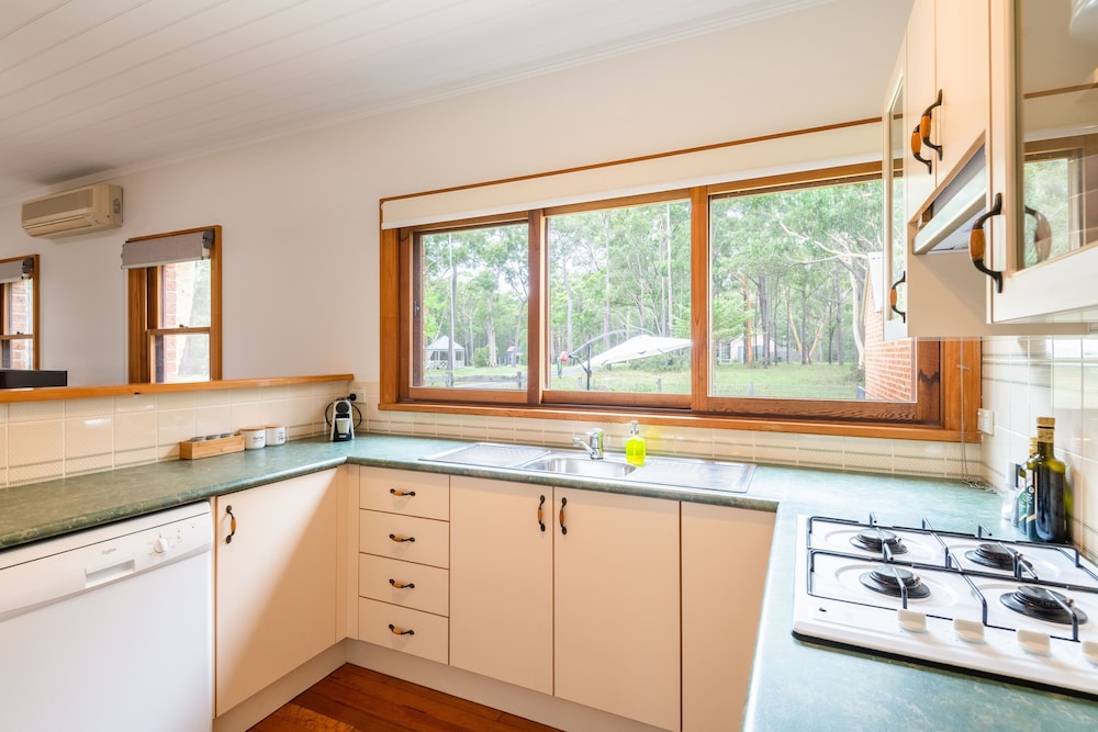 Blenheim Cottage photo 2