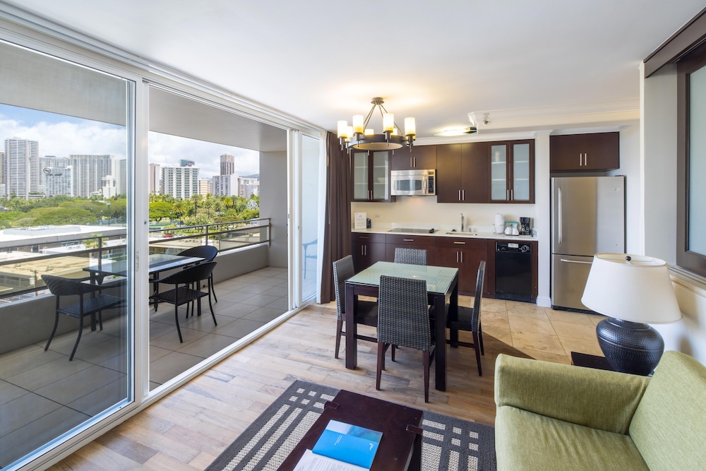 Condo, 1 Bedroom, Partial Ocean View - Photo 3