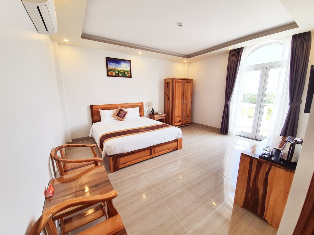 Deluxe Double Room, Balcony photo 1