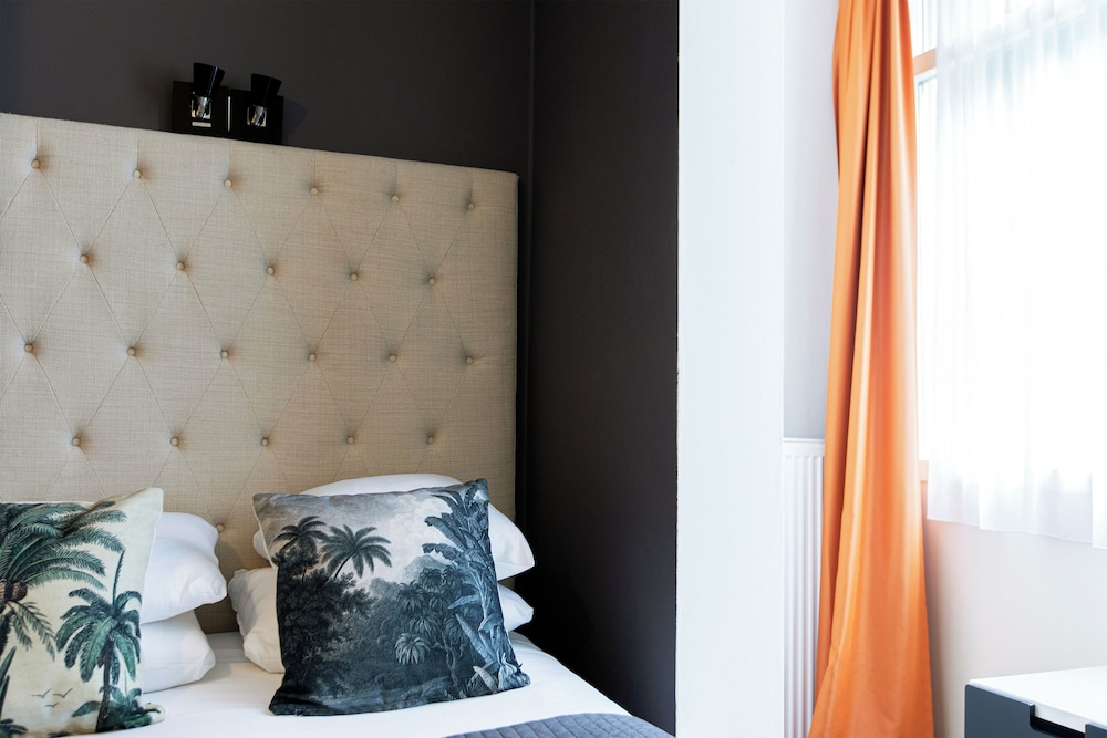 Luxury Room, 1 Double Bed, Private Bathroom (bed size: 150 cm)