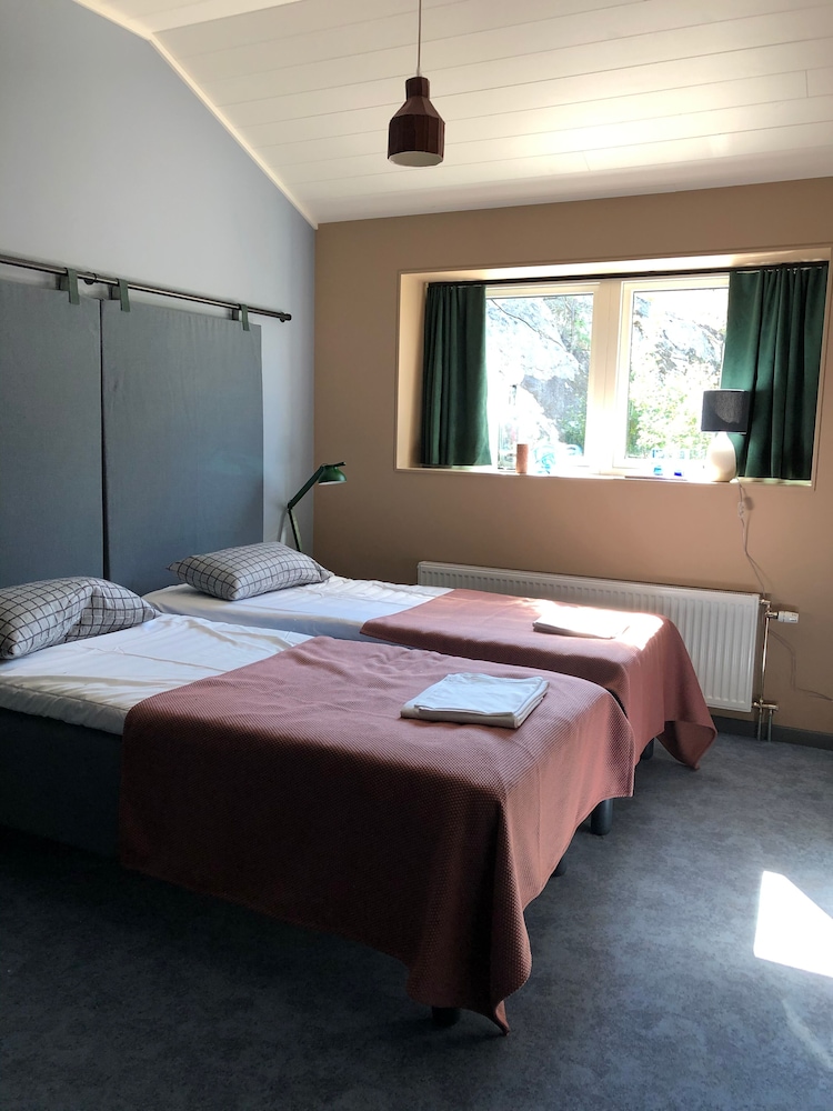 Double Room - Photo 8