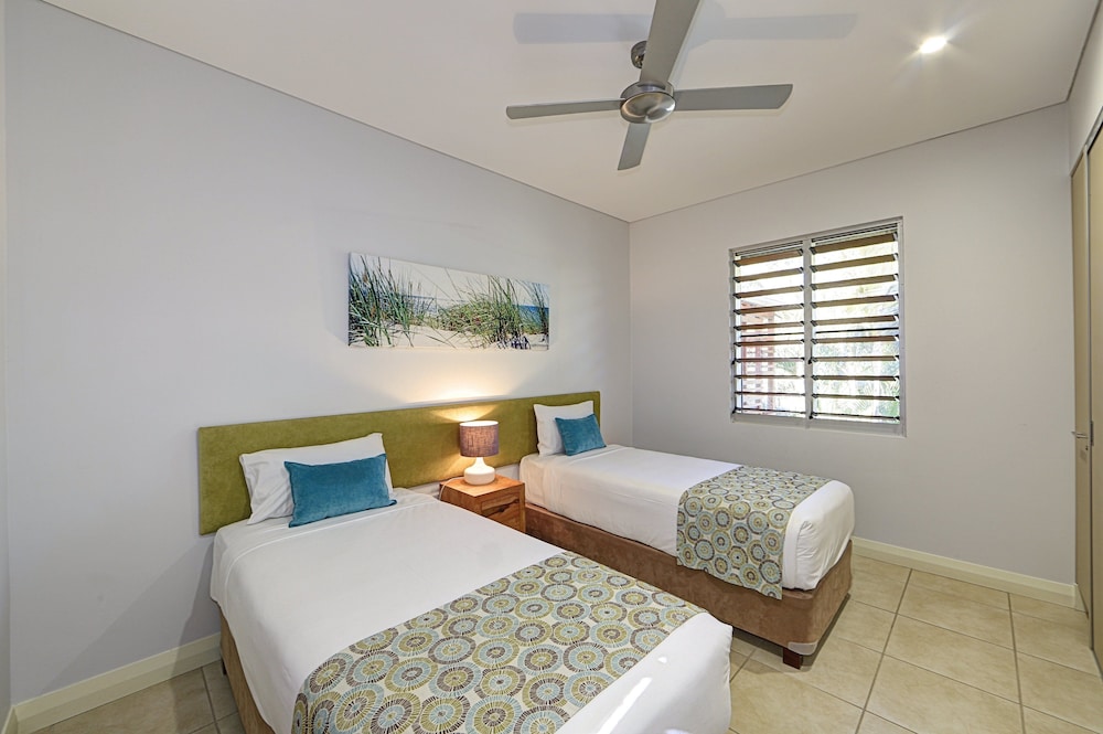 Two Bedroom Beach Home Apartment