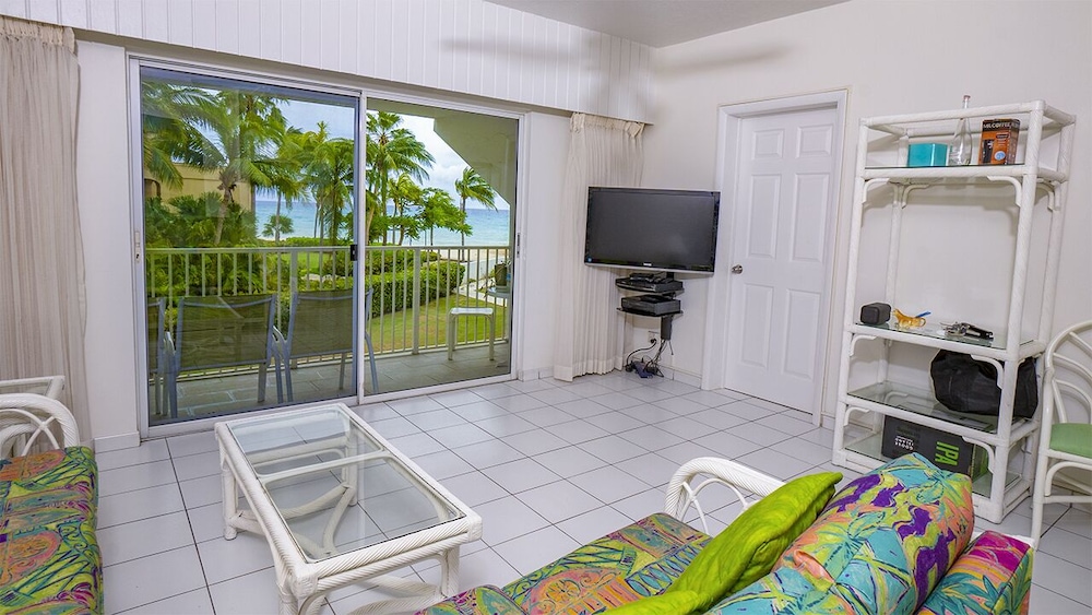 Villa, 2 Bedrooms, Ocean View (Villa #35) photo 2