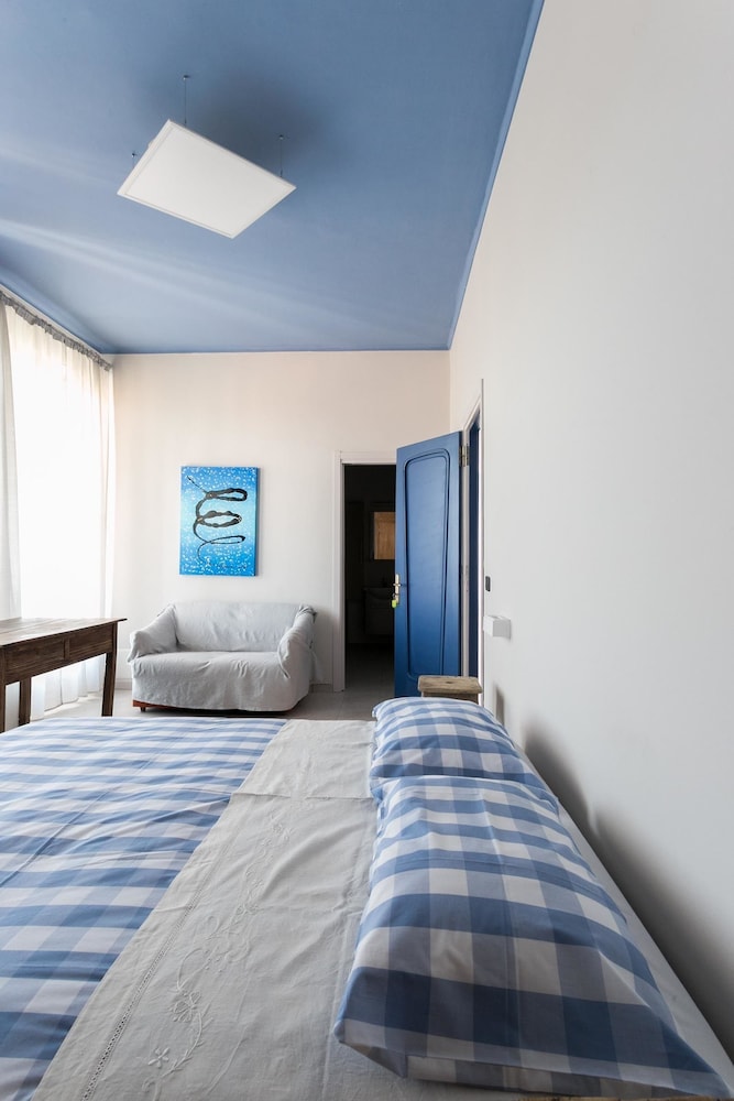 Comfort Room, Balcony (Pietre Grezze) photo 2