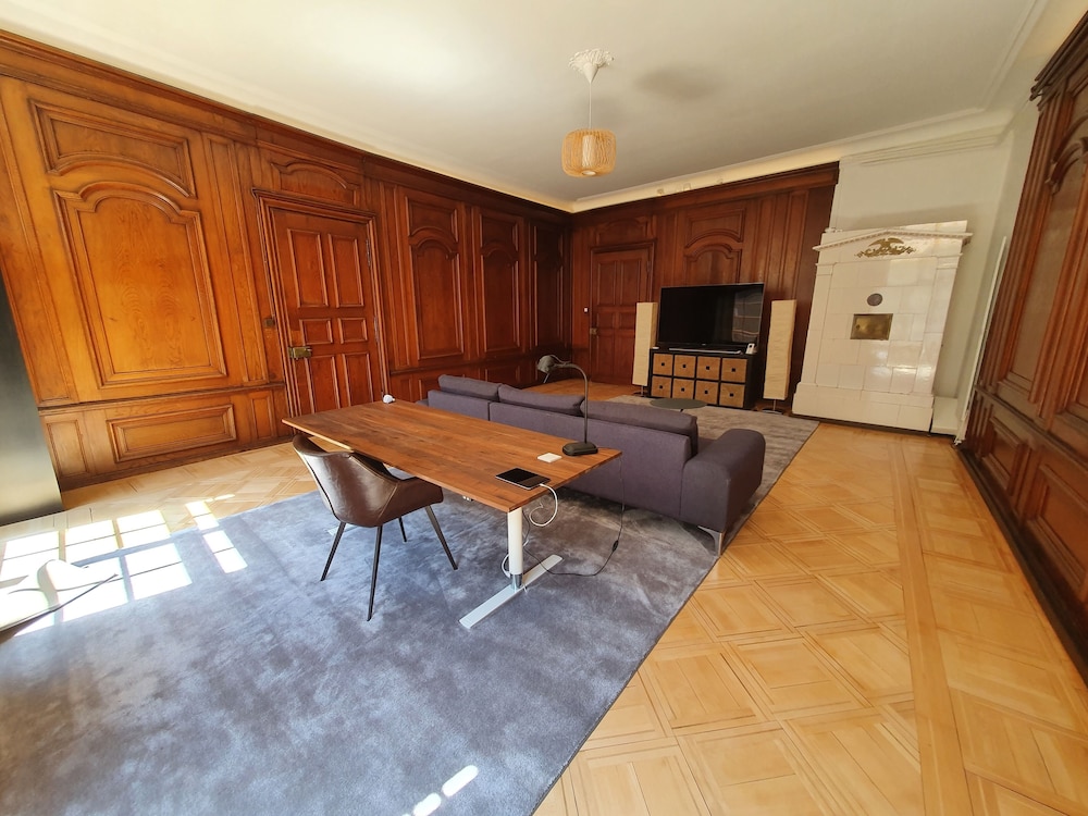 Business Apartment photo 2