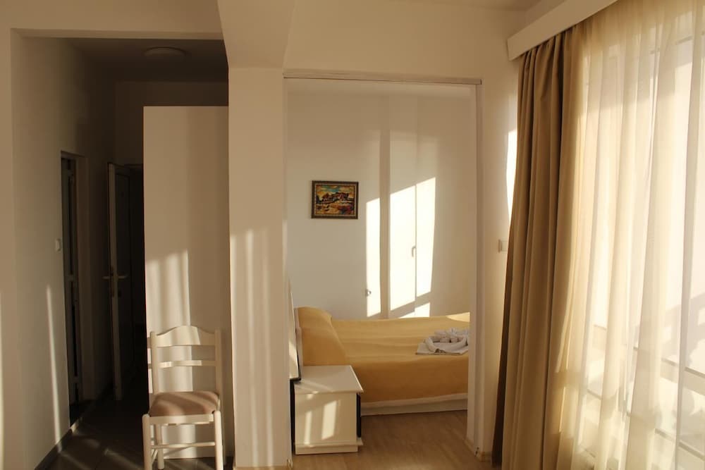 Single Room photo 1