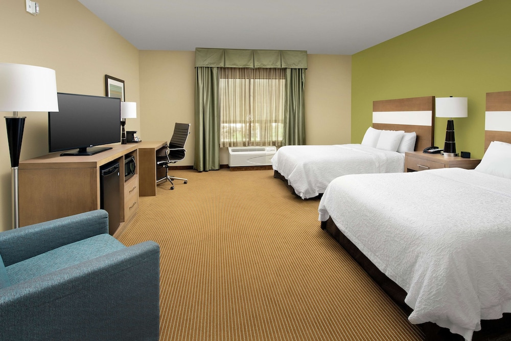 Room, 2 Queen Beds, Accessible, Bathtub (Mobility & Hearing) photo 1