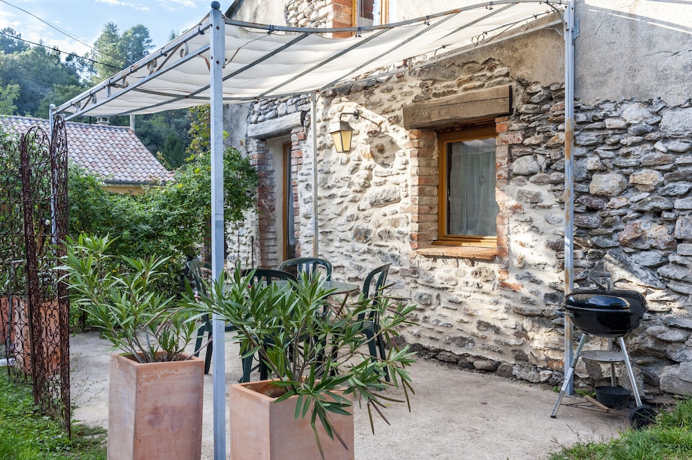 Superior Double Room, Terrace, Garden View photo 2