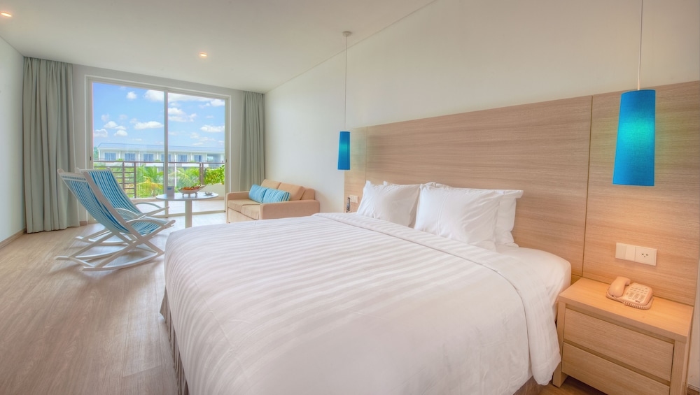 Standard Room (2 adults + 1 child) photo 3