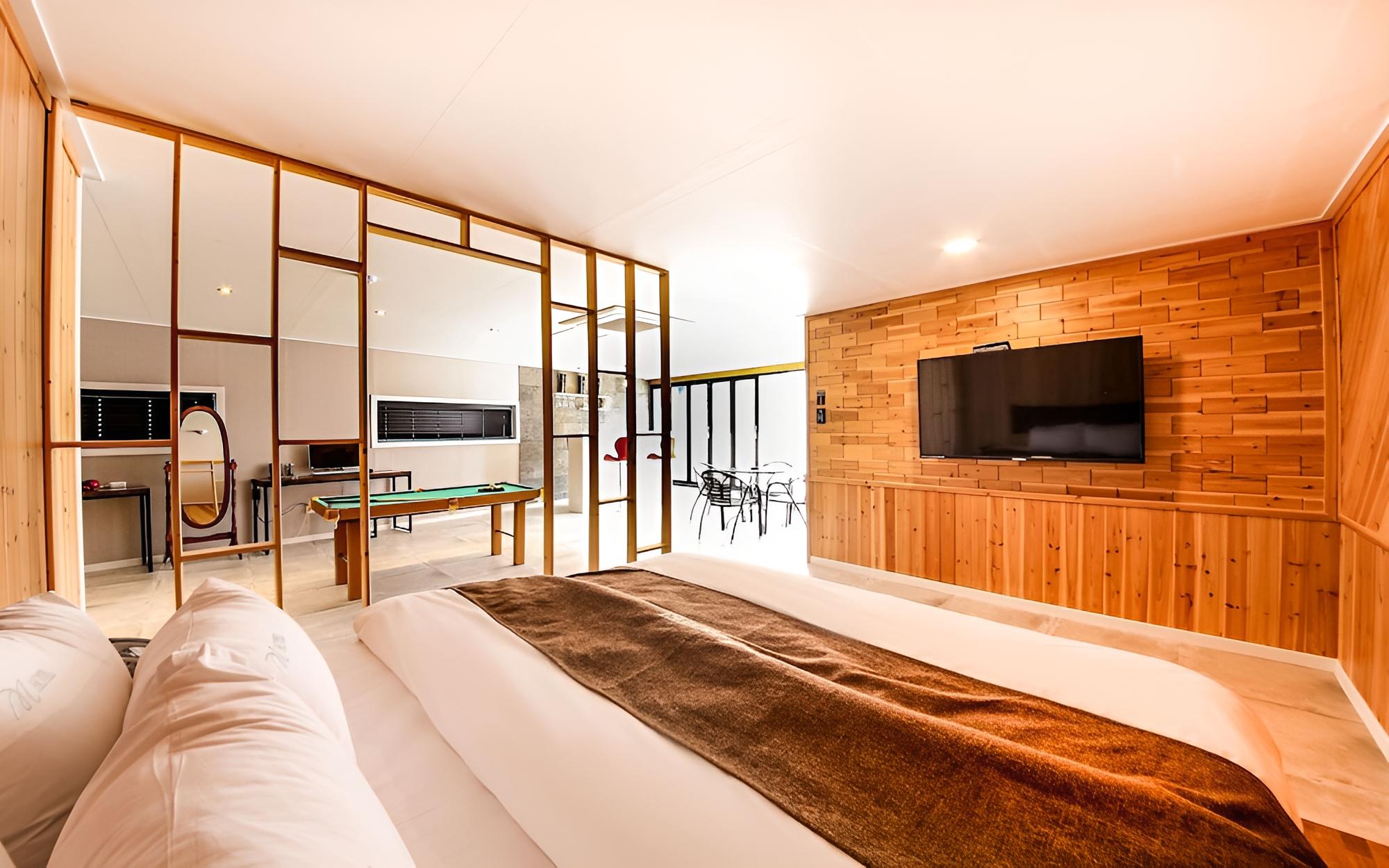 Room (Party room) photo 3