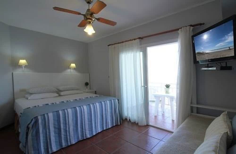 Standard Room, 1 Double Bed with Sofa bed photo 3
