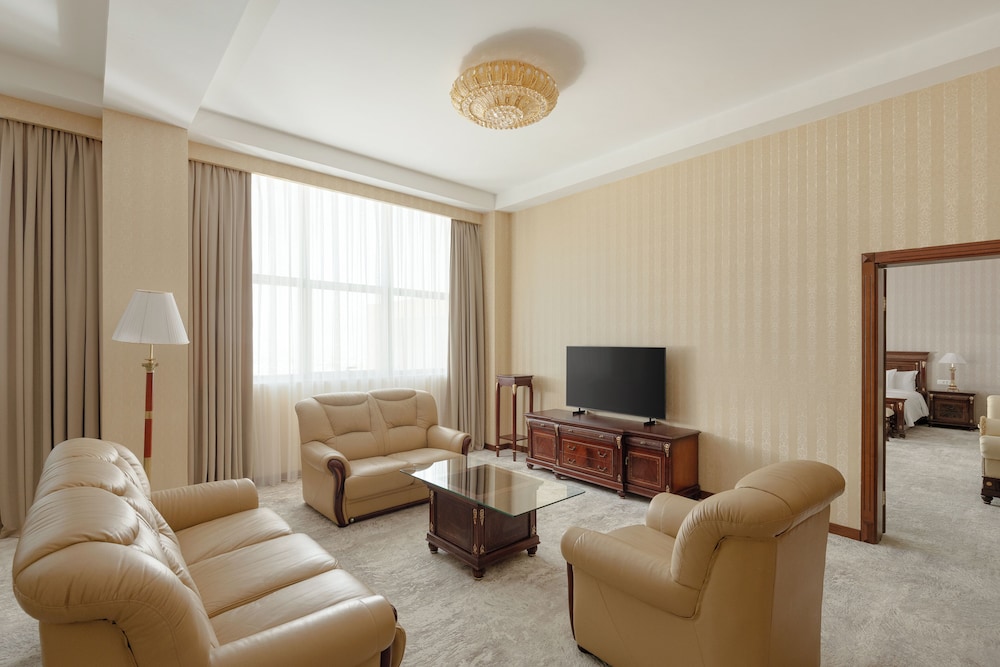 Premium King Suite