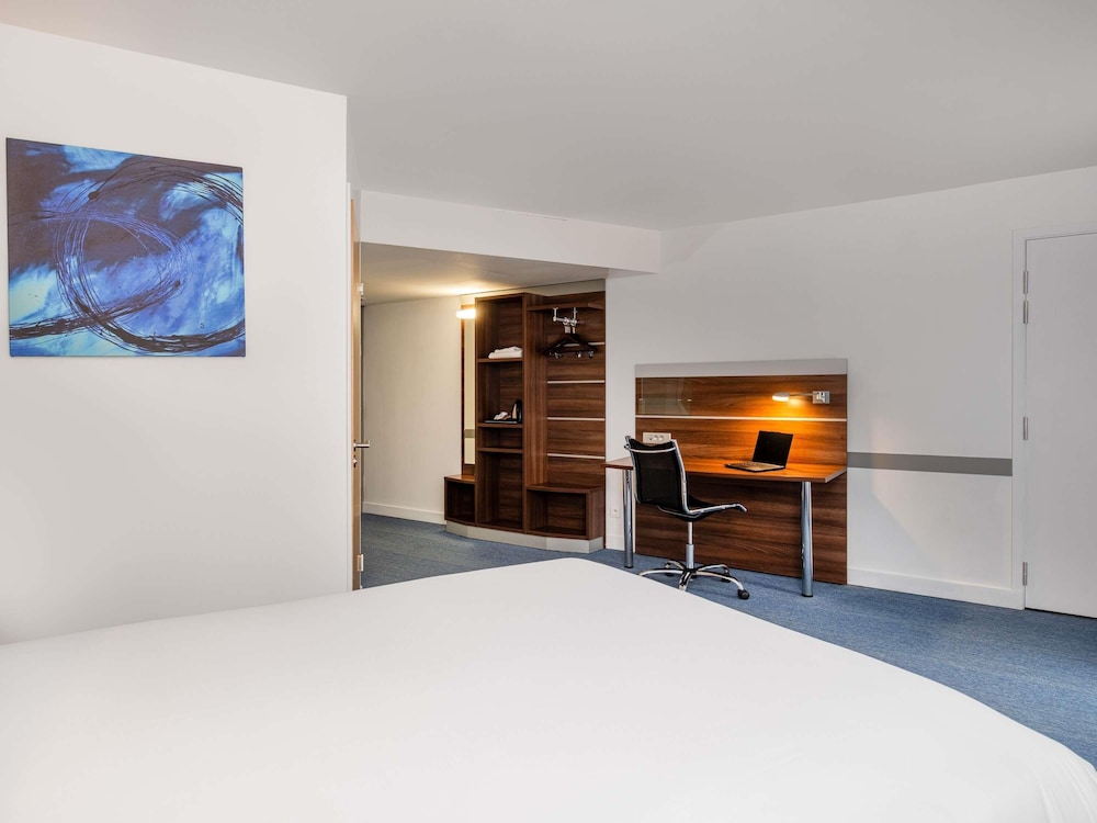 Room, 1 Double Bed, Accessible (Smart)