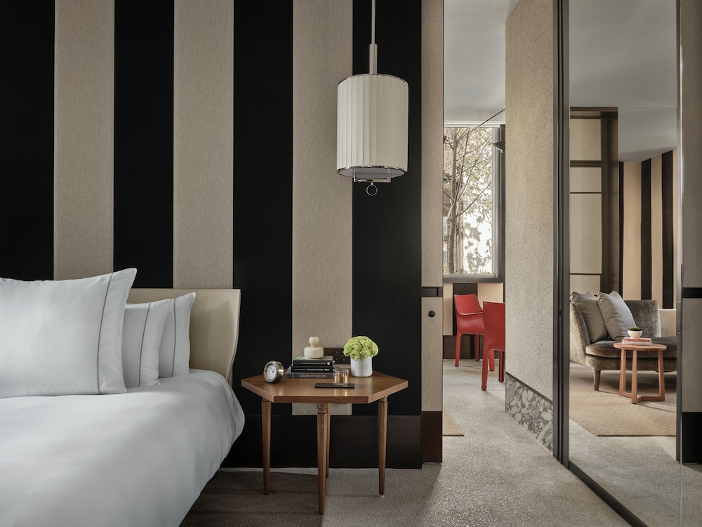 Room (Asaya Lodge)
