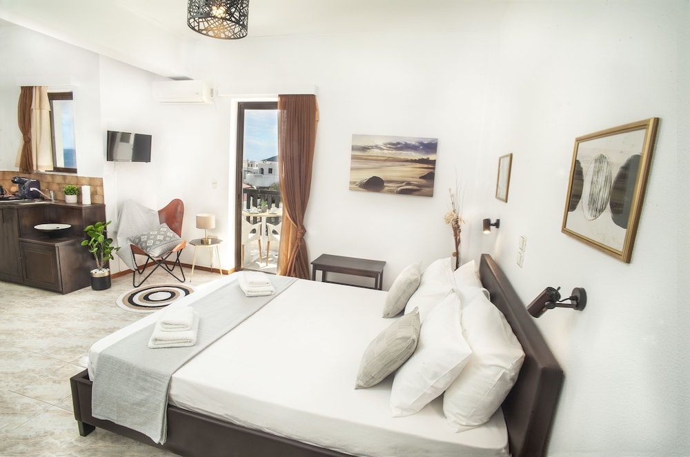 Double or Twin Room photo 1