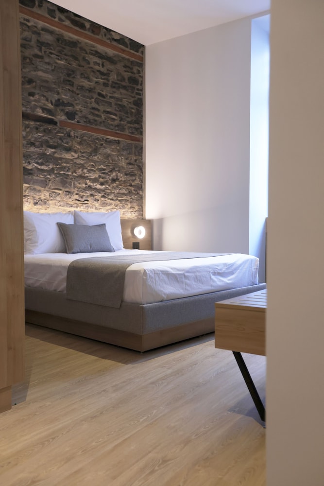Premium Apartment