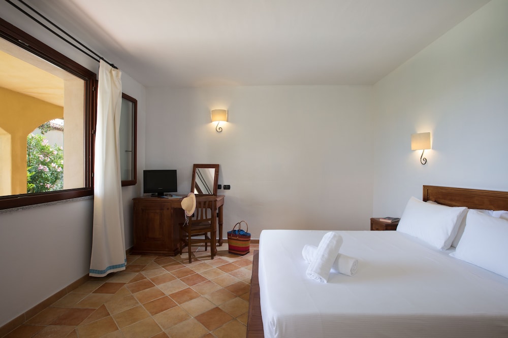 Standard Double Room photo 3