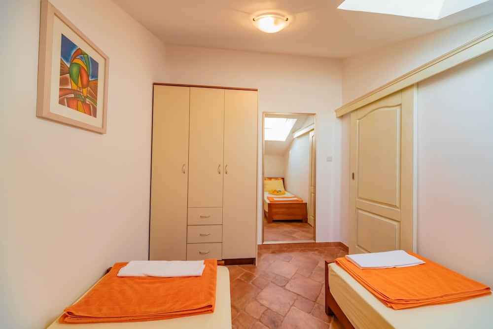 Comfort Apartment photo 3
