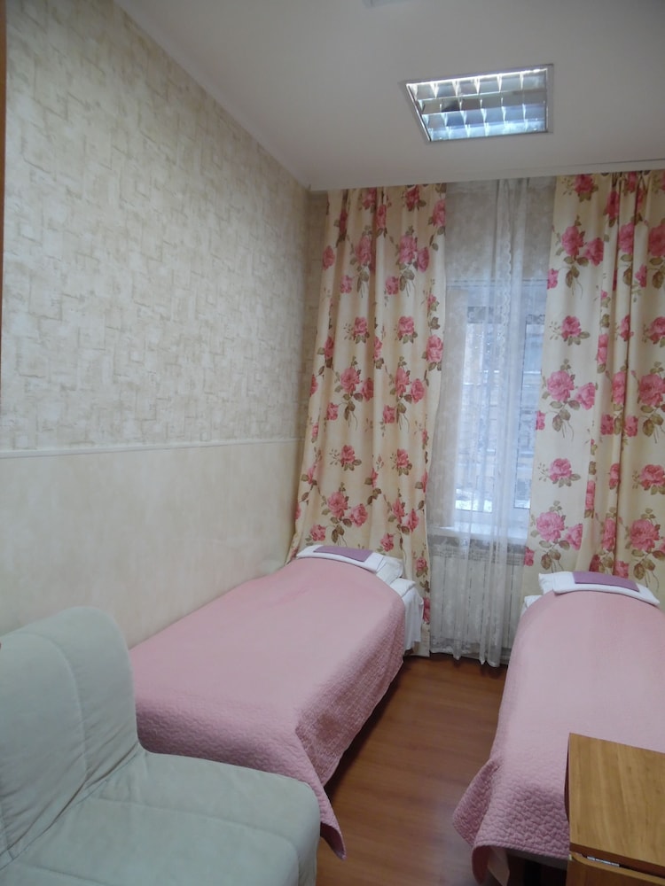 Economy Twin Room
