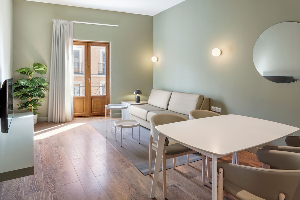 Penthouse, Terrace, City View photo 3