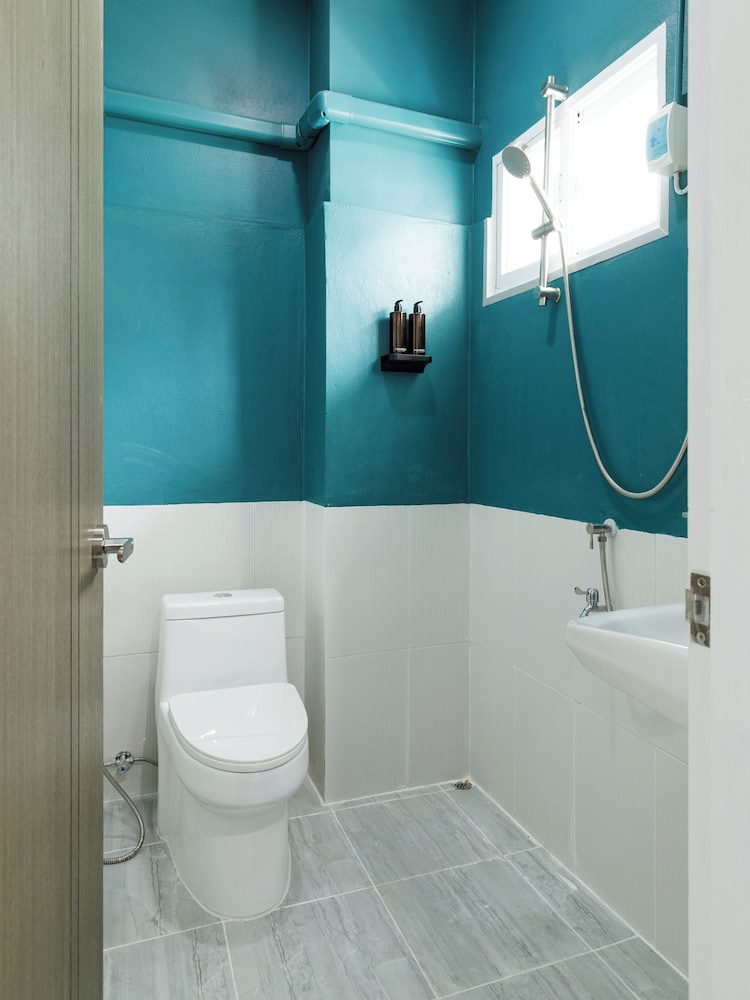 Superior Twin Room - Photo 12