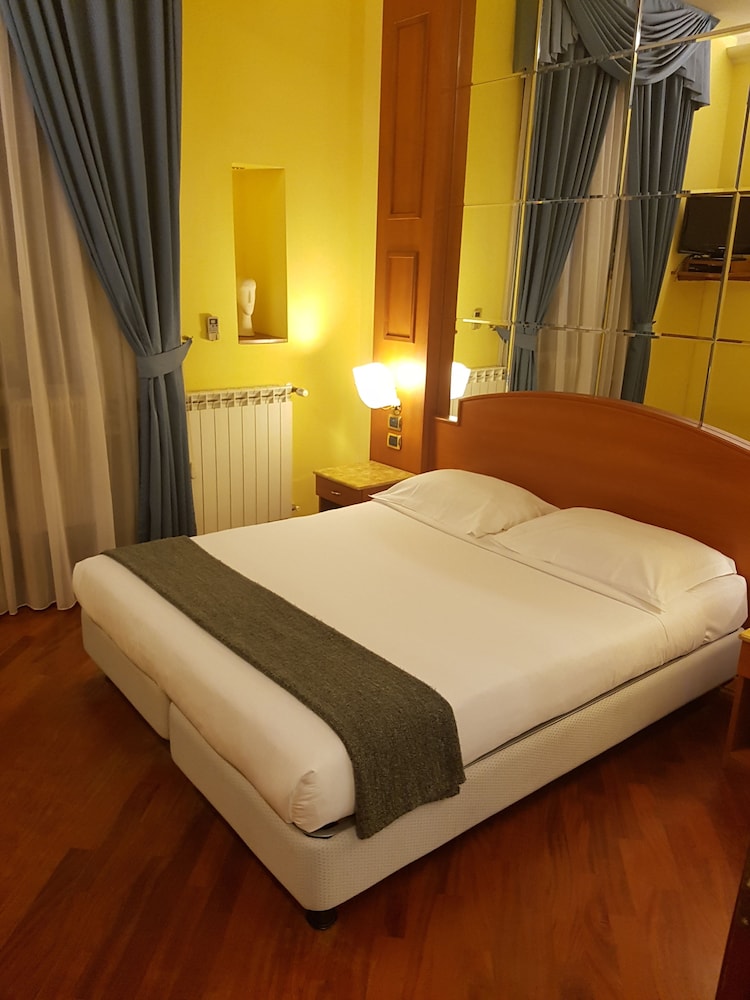 Quadruple Room photo 2