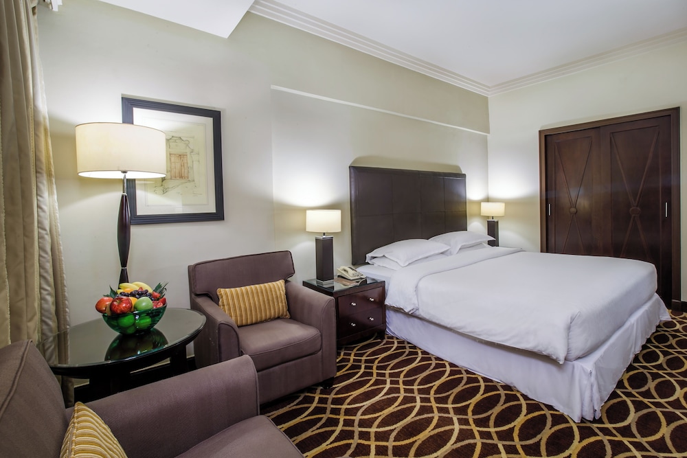 Deluxe Room, 1 Queen Bed