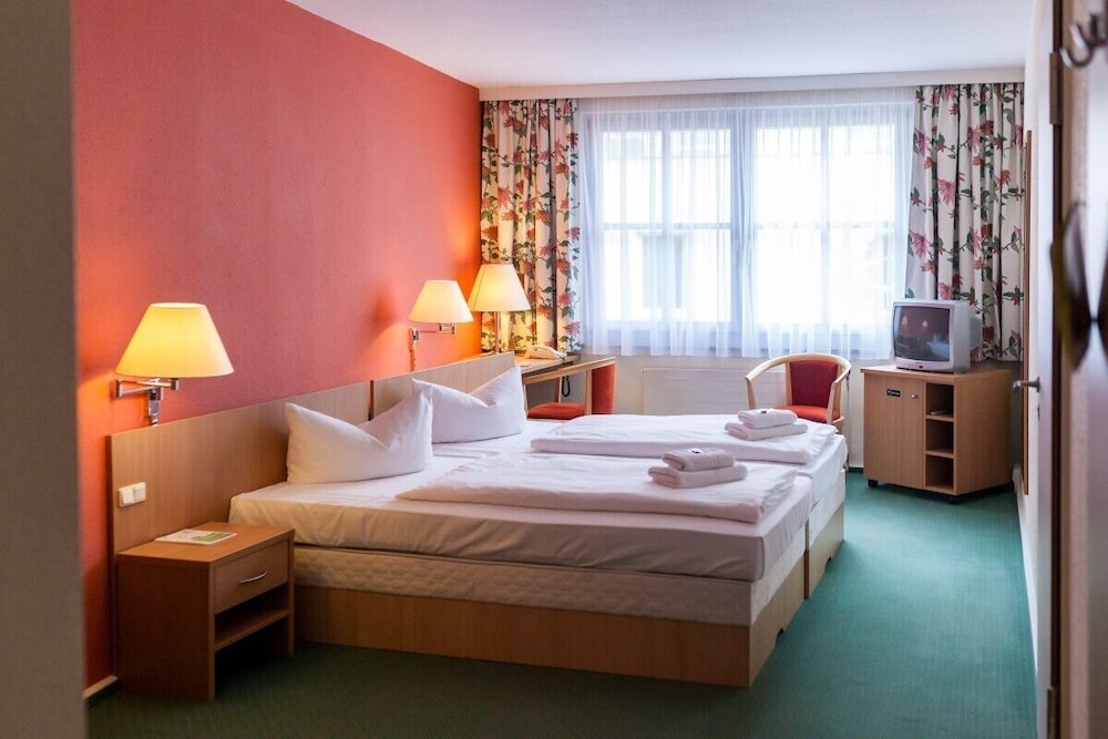 Comfort double or twin bed room, nonsmoking photo 2