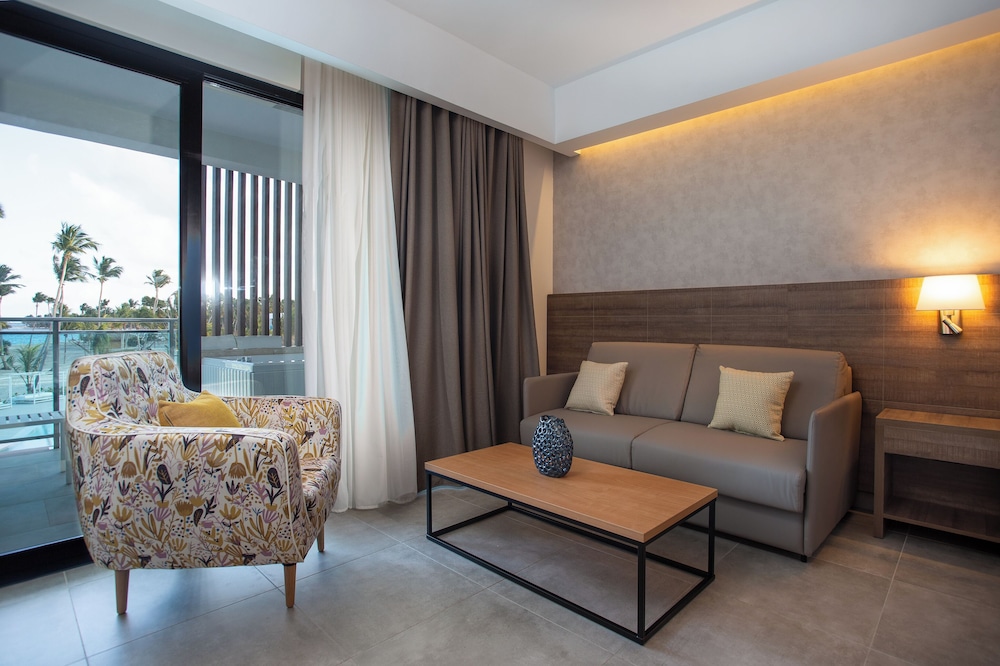 Premium Suite - Photo 4