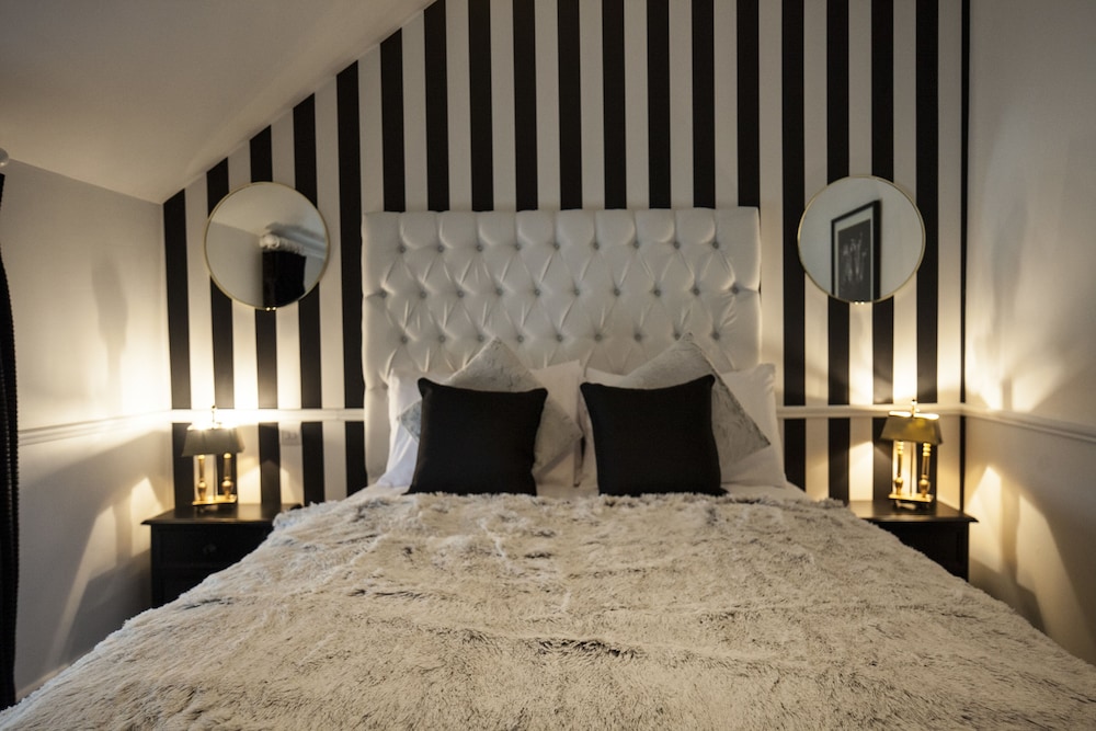 Superior Double Room, 1 King Bed photo 3