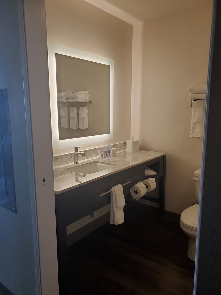 Standard Double Room - Photo 2