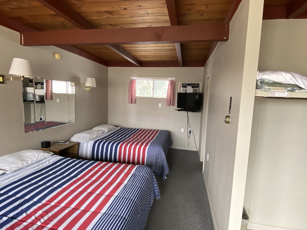 Comfort Room, 2 Queen Beds photo 1
