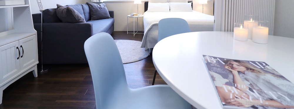 Luxury Apartment (2)