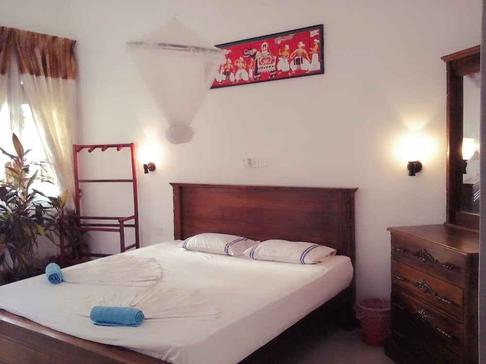 Deluxe Double Room, 4 Bedrooms, Smoking, Lagoon View photo 1