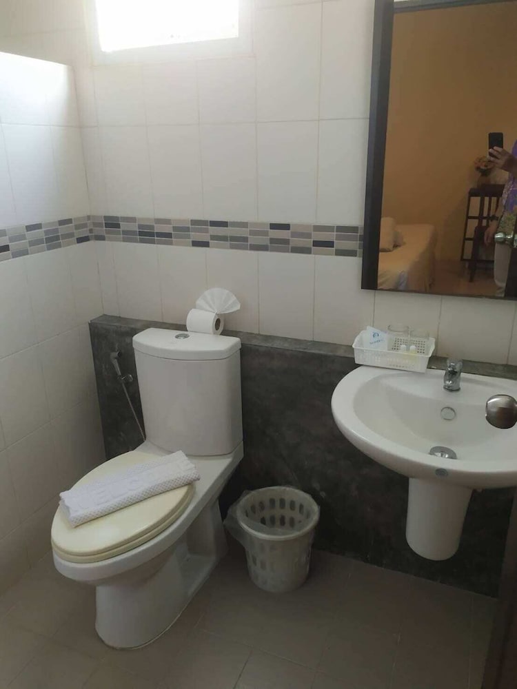 Standard Room (No Balcony) photo 2