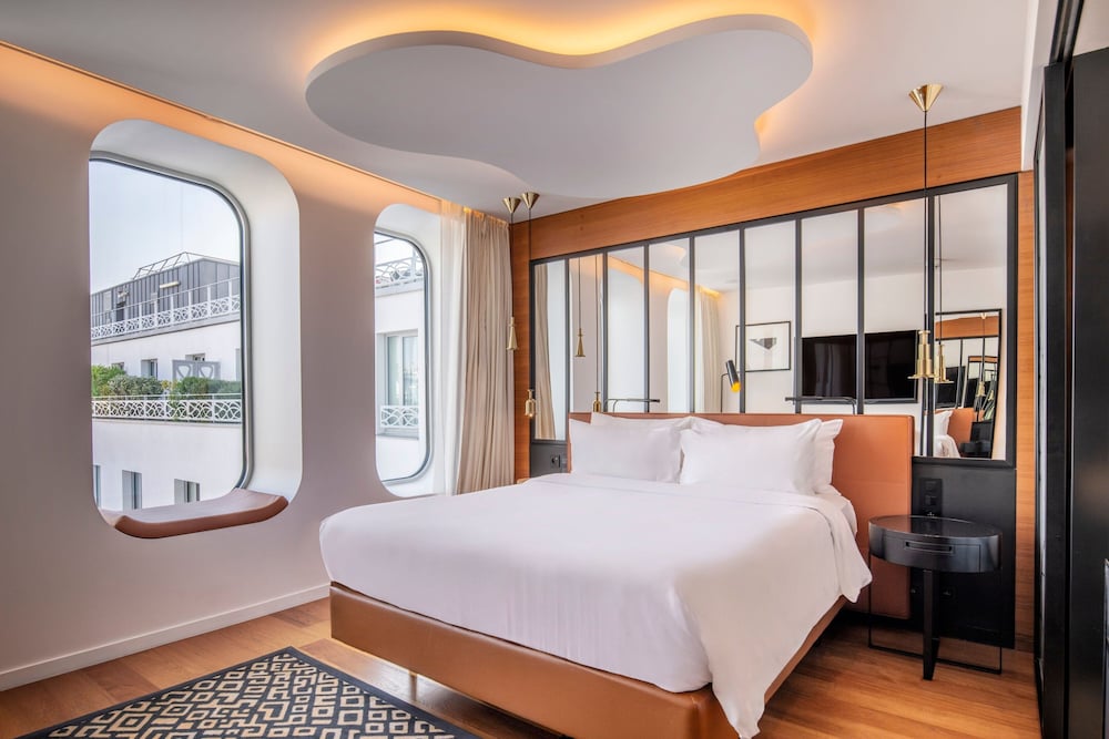 Chambre, 1 grand lit, non-fumeurs, vue ville