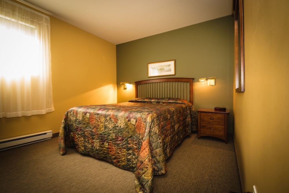 Suite, 1 Bedroom photo 1