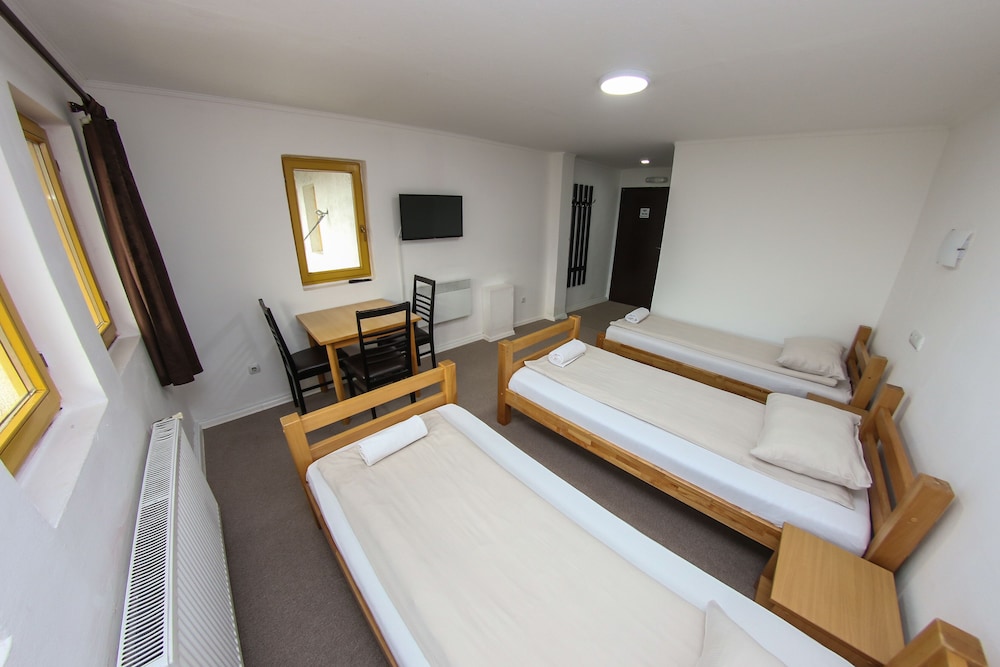 Comfort Shared Dormitory photo 2
