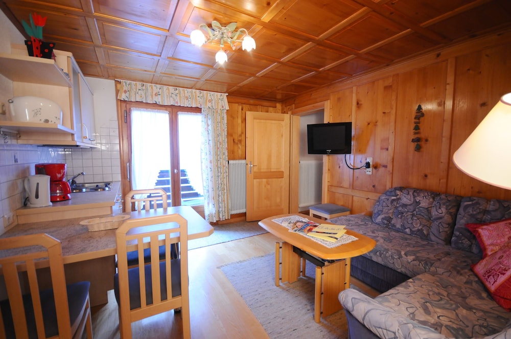 Comfort Apartment, 1 Bedroom, Mountain View (Faneskla, excl. Cleaning Fee EUR 60) photo 2