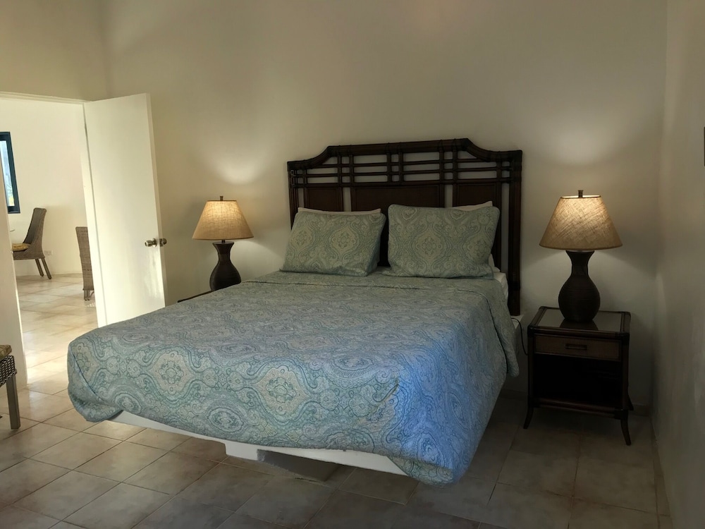 Apartment, 2 Bedrooms, Ocean View photo 1