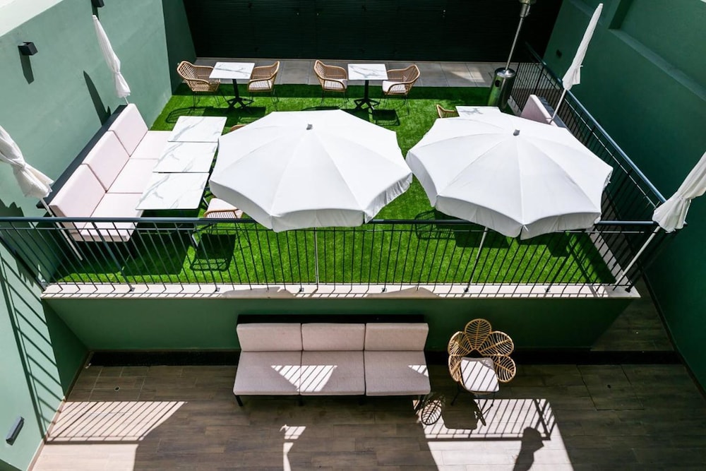 Superior Room, Balcony - Photo 8