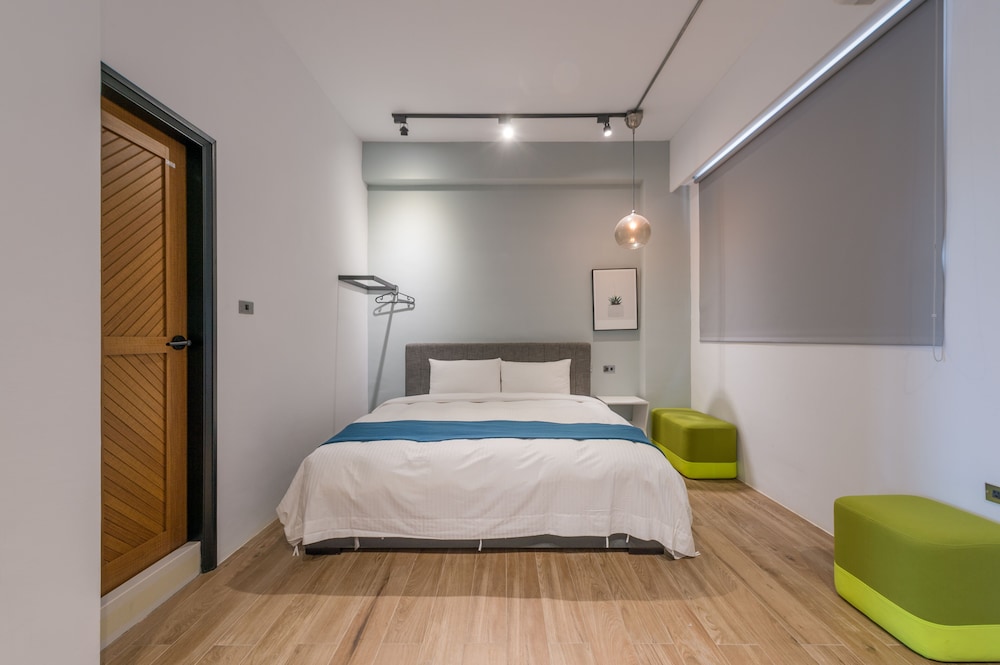 Double Room (203) photo 1
